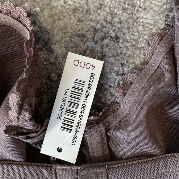 Sexy Adore Me Demi Bra - Picture 4 of 5